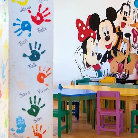 Готель Sbh Royal Monica