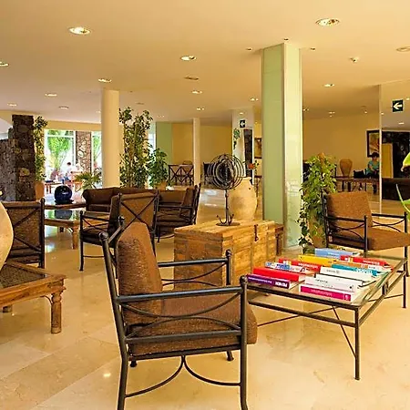 Monea Royal Monica 3*