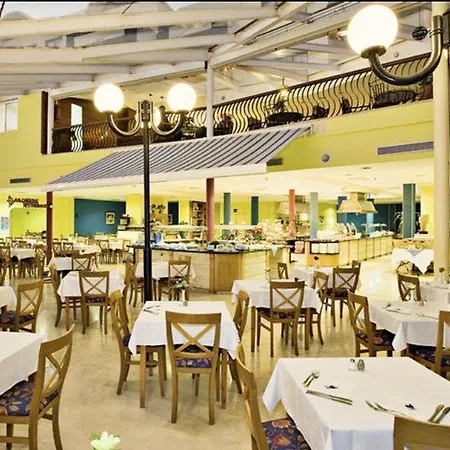 Sbh Royal Monica Готель